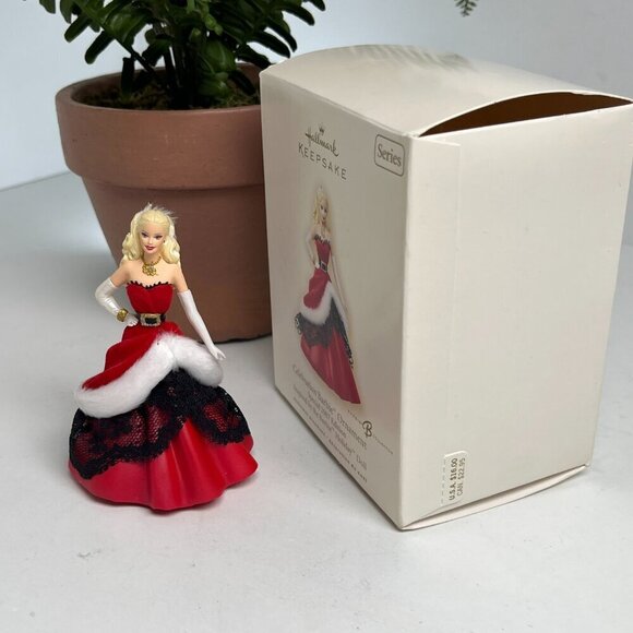 Hallmark Keepsake Special Edition Barbie Collectible Ornament 2007 - Picture 3 of 6
